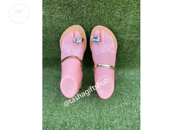 LADIES SLIPPERS