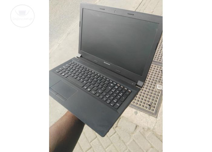 Lenovo B50-80 i3