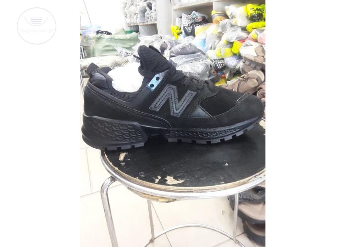 Men new balance sneakers
