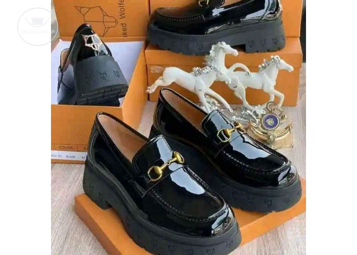 Men's shoes