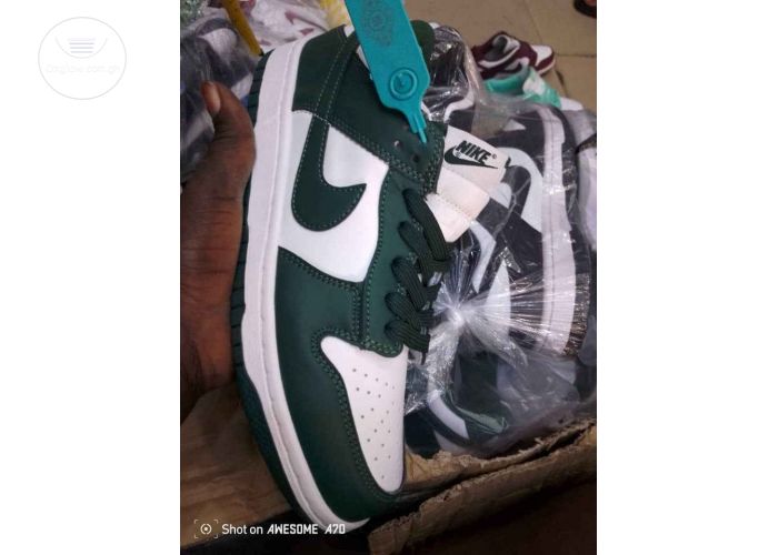 Men sneakers