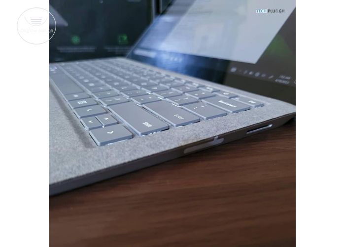 MICROSOFT SURFACE LAPTOP
