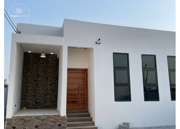 Modern 3 Bedrooms House