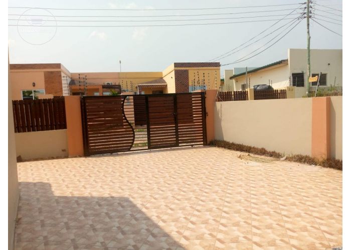 New 3 Bedrooms House