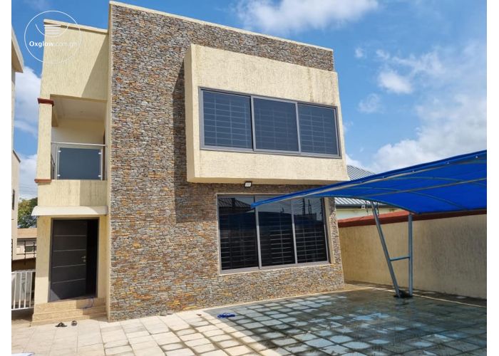 New 4 Bedrooms House