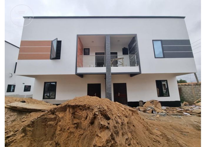 NEWLY BUILT 2 BEDROOMS TOWNHOUSE FOR SALE
