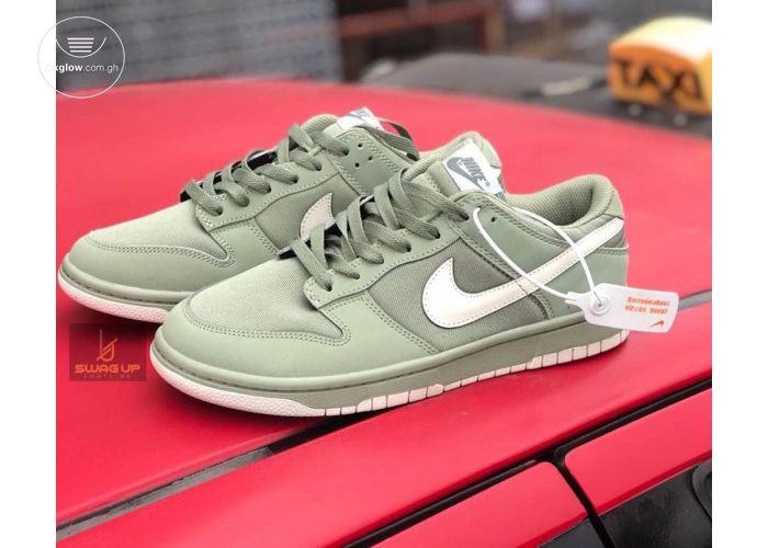 NIKE SB DUNK LOW PREMIUM PISTACHIO SNEAKERS