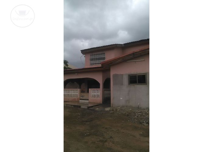 REGISTERED 5 MASTER BEDROOM STOREY HOUSE ON 1 AND HALF PLOTS AT POBIMAN AMASAMAN