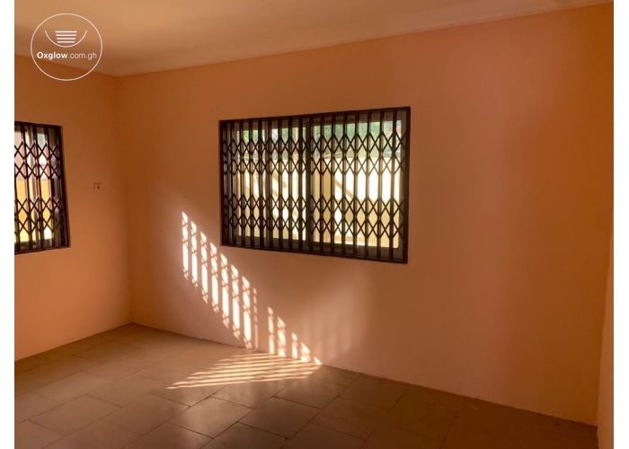 Semi Detached 3 Bedroom Self Compound