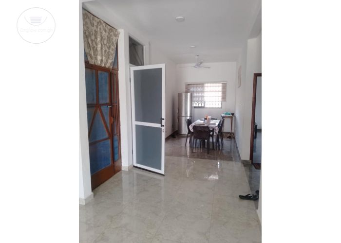 Semi-Funished 5 Bedrooms House