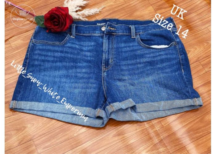 Short jeans