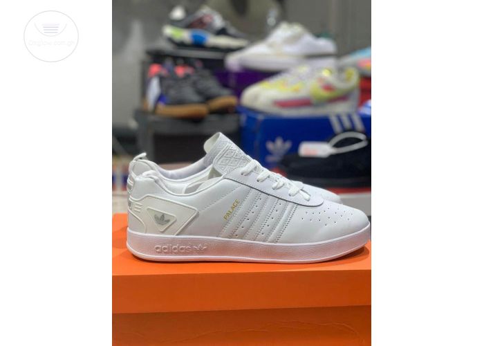 SNEAKER FACTORY