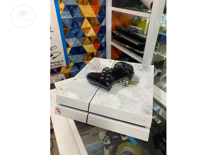Sony PlayStation 4