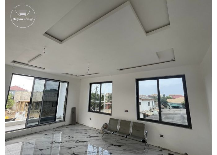 Spacious 5 Bedroom House