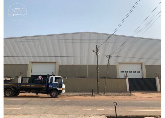 Spacious Warehouse