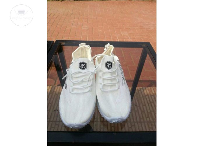Sport shoes