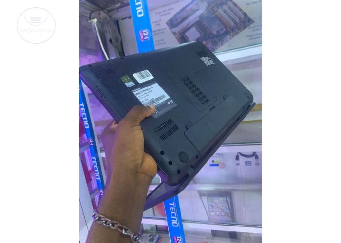 TOSHIBA SATELLITE PRO
