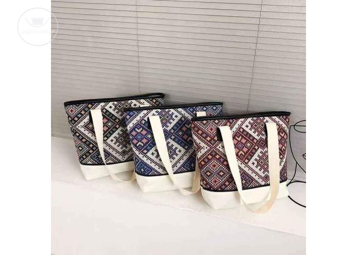 Tote bag