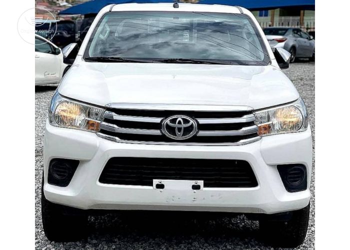 Toyota Hilux GL Basic Option