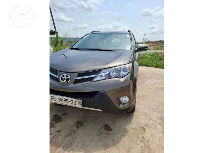 Toyota RA4 2015