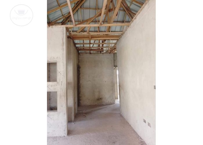 Uncompleted 3 Bedrooms House