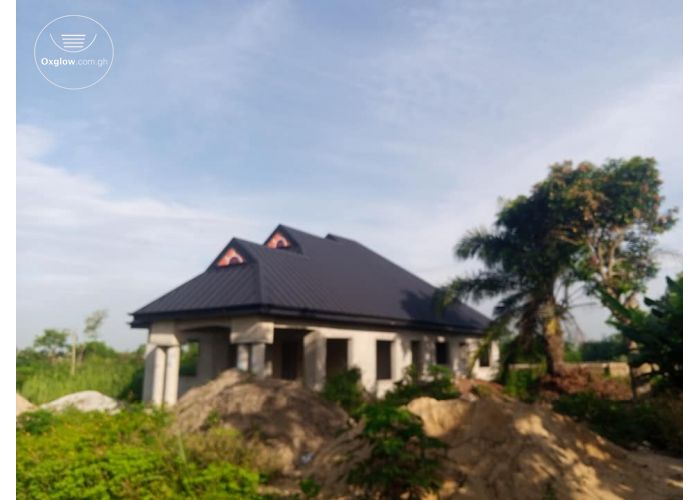 UNCOMPLETED  4 BEDROOMS SELF CONTAINED