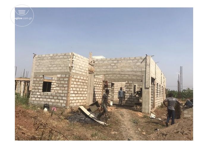 Uncompleted House 3 Bedroom. 