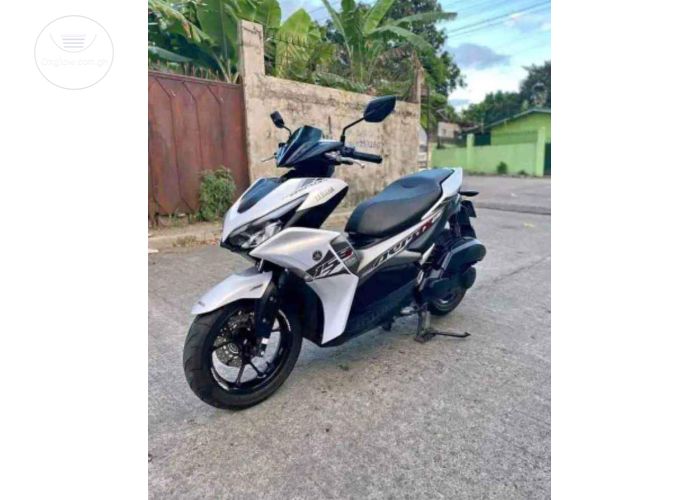Yamaha max 