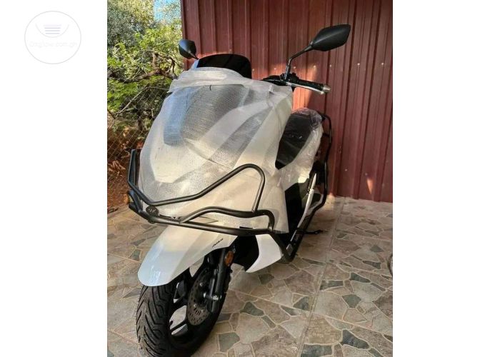Yamaha motorbike 