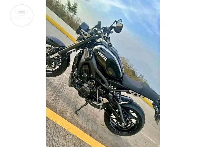 Yamaha XSR900