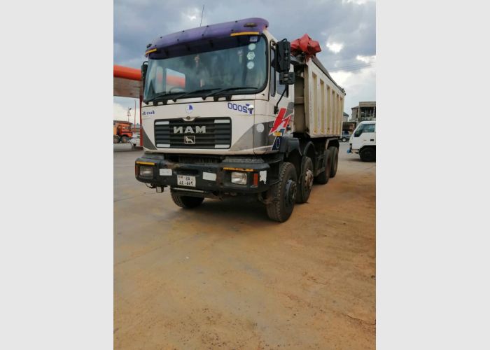 MAN TIPPER TRUCK