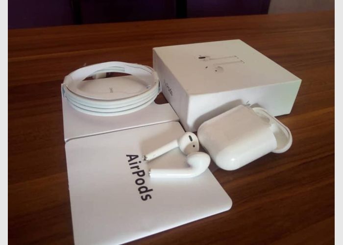 Apple AirPods 2