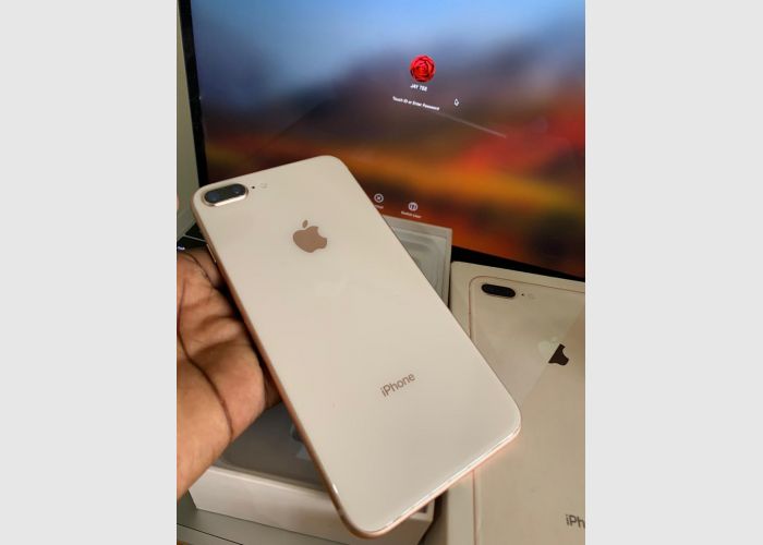 iPhone 8 Plus