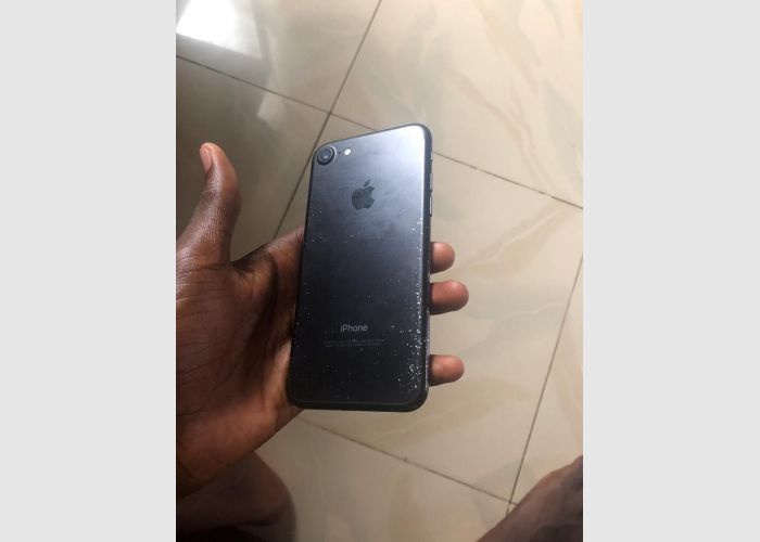 Apple iPhone 7  Used 