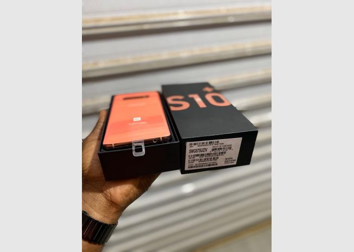 SAMSUNG S10 Plus