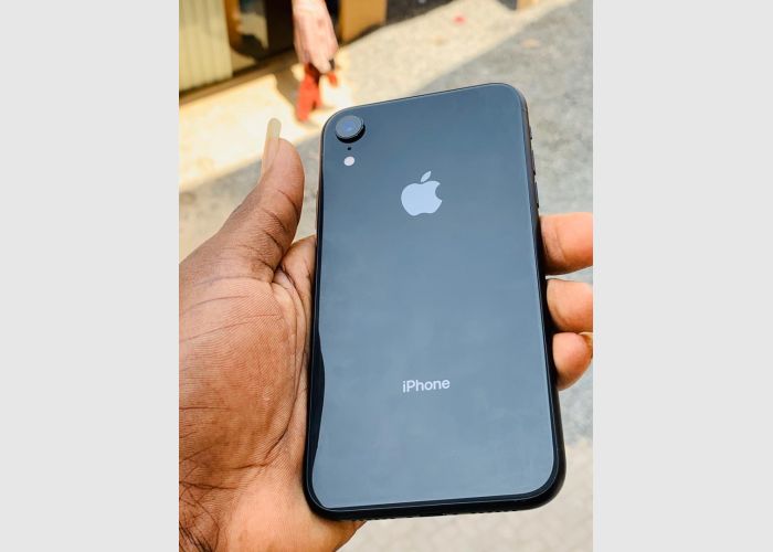 APPLE IPHONE XR 64GB AT&T BLACK
