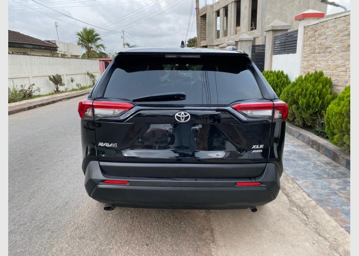 Toyota RAV4 xle 2019