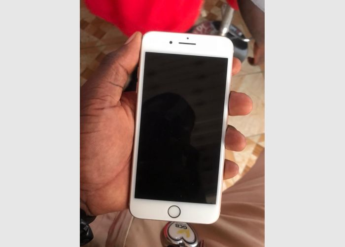   IPhone 8 Plus