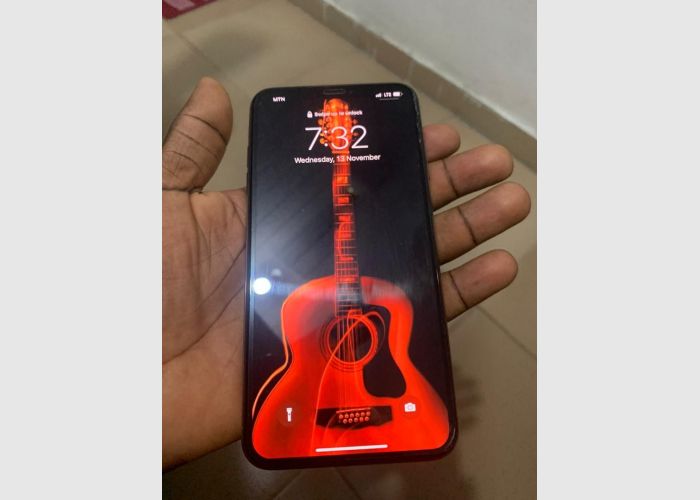 iPhone Xs max For sale