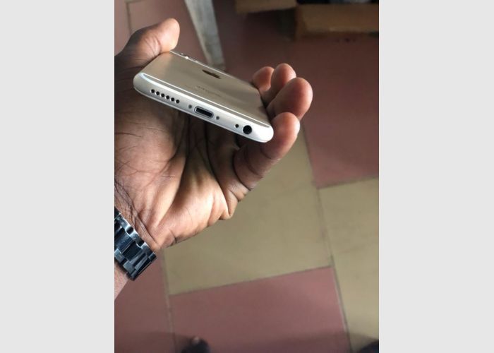 Apple iPhone 6s 