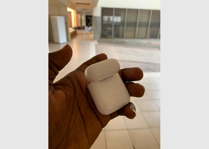 Airpods 2 Charging case For sale