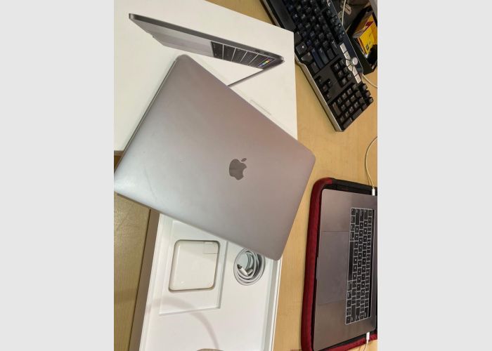  MacBook Pro 2018