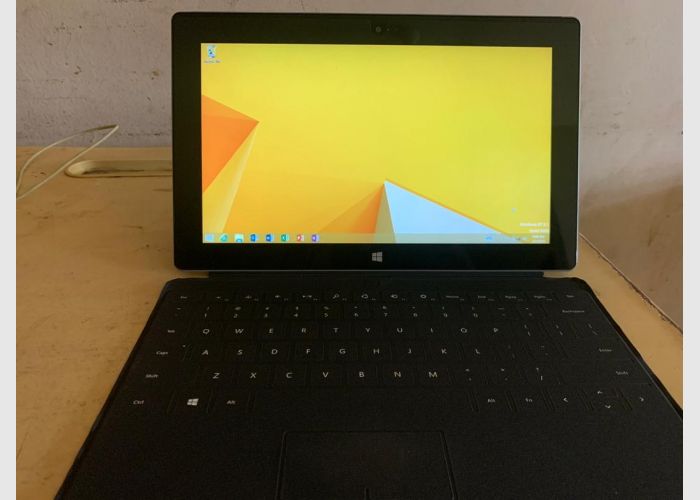  Microsoft Surface 2 for sale