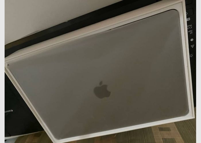  Macbook pro 13 for sale