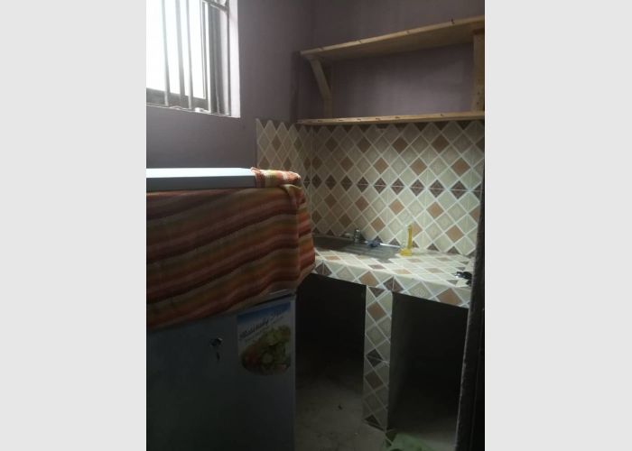 Chamber and hall self-contained for rent