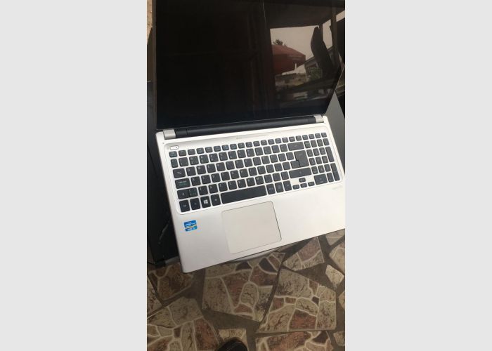 Sleek Acer Aspire V5
