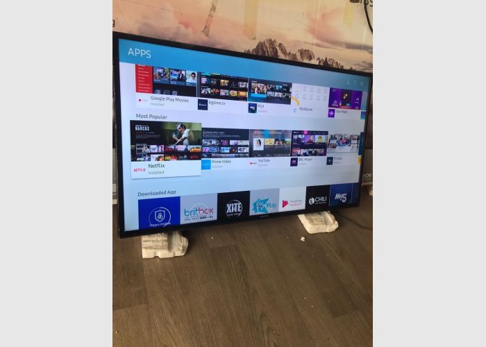 Samsung 49 inches TV