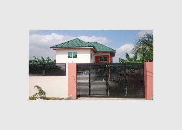 EXECUTIVE 5 BEDROOMS FOR SALE