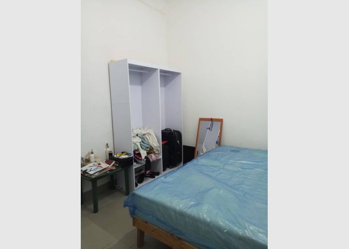Executive self-contained for rent