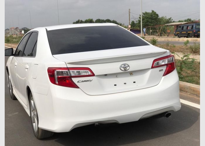Neat 2014 Camry SE
